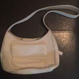 FOSSIL Leather Purse- Hardly used/Great condition